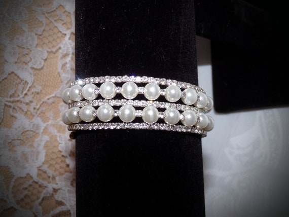 Vintage Muti Strand Bracelet / Rhinestone & Pearl… - image 7