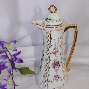 Rare Vintage Portuguese's  Tea Pot /  Small Vintage Porcelain Tea Pot / Hand Painted small Tea Pot  / made in Portugal