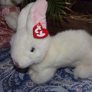 Classic TY Bunny Collection / 1997 White Easter Bunny / Rare TY Bunny ...