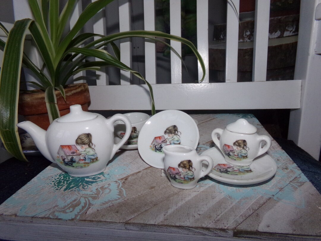 Vintage Childrens Tea Set / Little Girl & Puppy Tea Set / 10 Pc.1950s