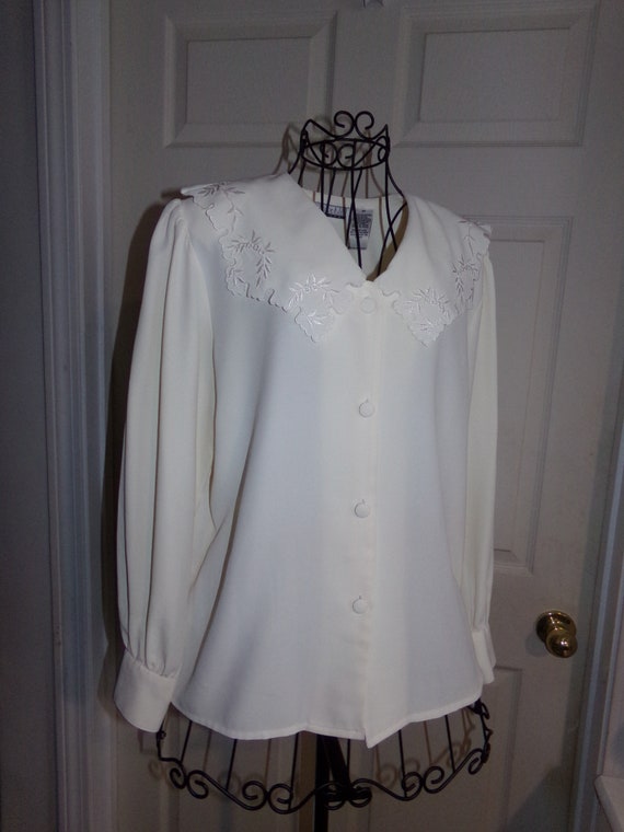 Vintage Victorian Blouse /  Romantic Womens Blous… - image 2