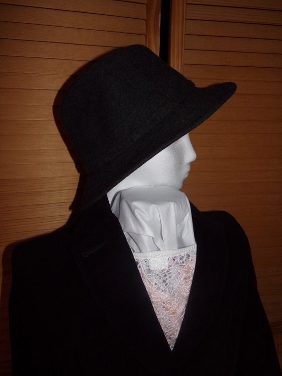 Vintage  100 % Wool Hat / Schuman Sullivan Hat  /… - image 3