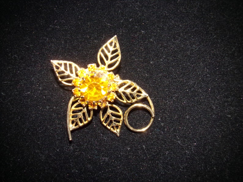 Mothers Gift /Spring Time Rhinestone Brooch / Retro Jewelry Brooch / Gold Tone Yellow Stone Brooch . Rhinestone Brooch . Vintage Brooch image 1