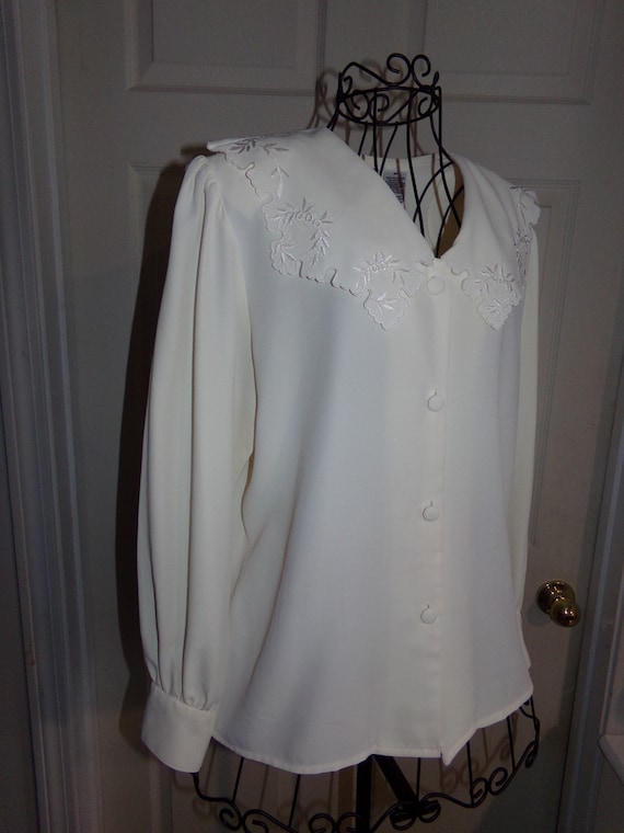 Vintage Victorian Blouse /  Romantic Womens Blous… - image 3