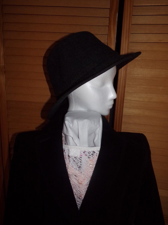 Vintage  100 % Wool Hat / Schuman Sullivan Hat  /… - image 6