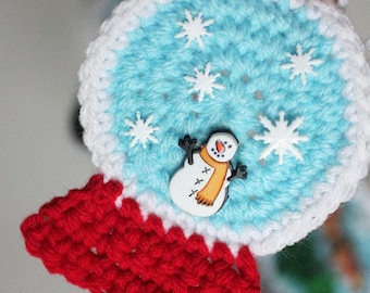 Crochet Snowglobe Ornament Pattern – Easy 15-Minute Christmas Decoration + Bonus Larger Version