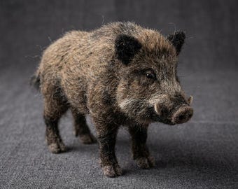 Boar Needle Felting Kit for Beginners | Wool Supplies+Step Guide, DIY Craft, Stress Relief Hobby, Gift for Crafters, Birthday Gift