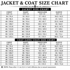 Puede incluir: Una tabla de tallas de chaquetas y abrigos en blanco y negro con dos tablas que enumeran las medidas en pulgadas y cent&iacute;metros para las tallas XS a 5XL. La tabla incluye columnas para pecho, cintura, hombros, mangas y largo, con una nota sobre la variaci&oacute;n de medici&oacute;n manual.