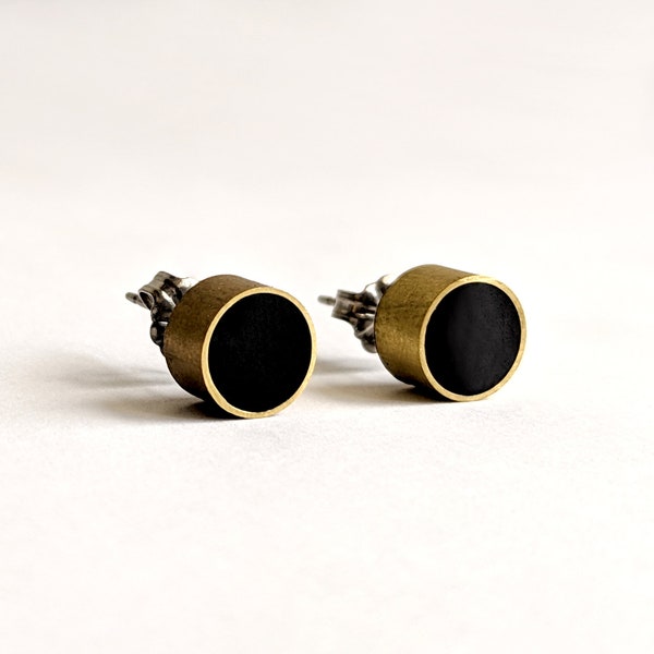 Simple Matte Black and Brass Stud Earrings, Minimal Round Geometric Black Studs, Black and Gold Everyday Earrings, Hypoallergenic