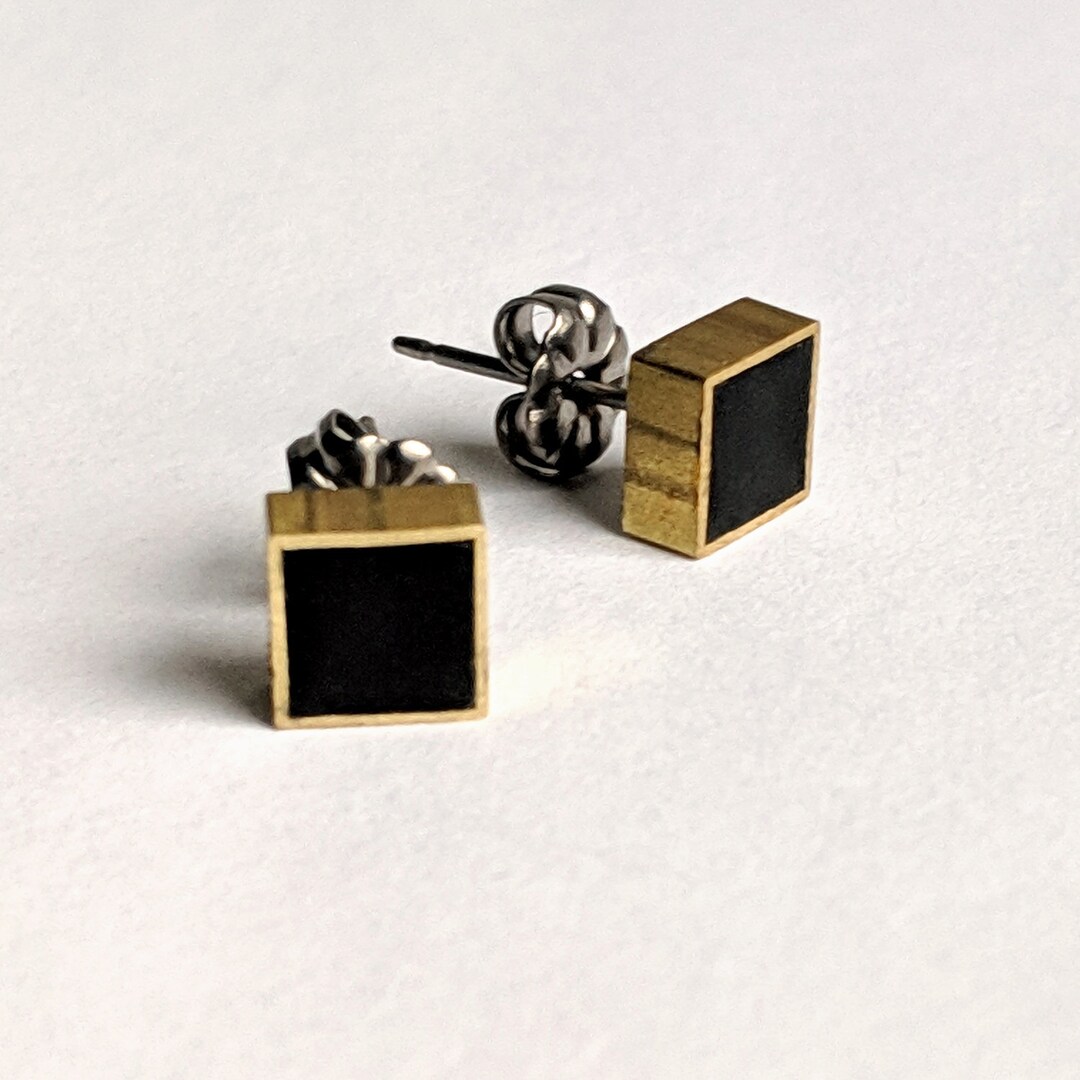 Linear Black and Gold Shungite Matrix and Golden Bronze Earrings