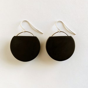 Black and Silver Geometric Circle Dangle Earrings, Minimal Black Dangle Earring, Modern Black Circle Earrings