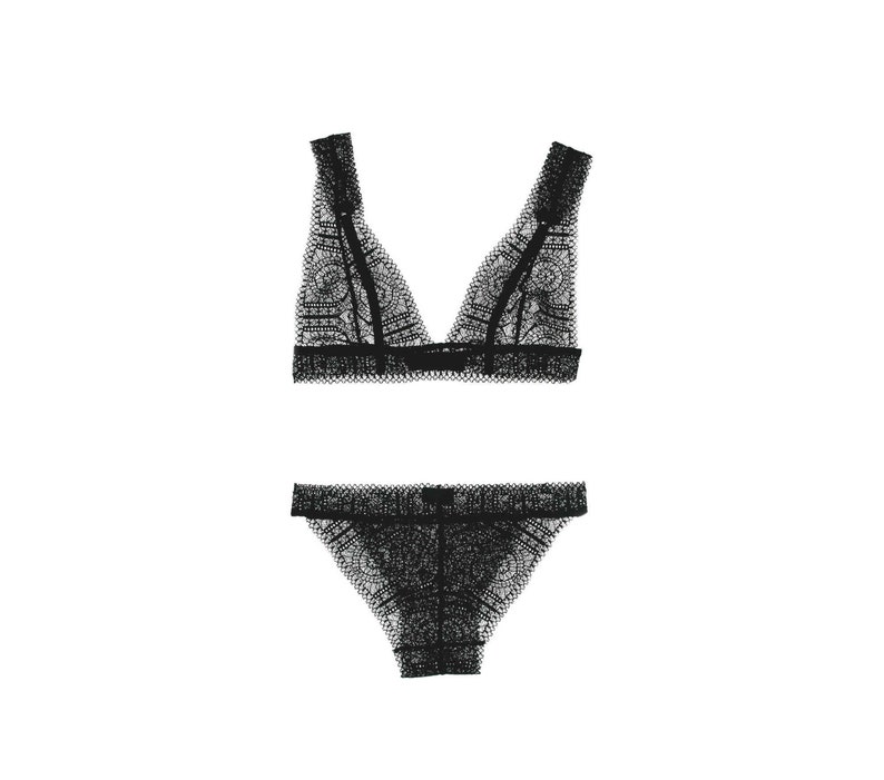 Triangle Trust Indefinitely Bra and Panties in black dreaming Night lace - Lingerie