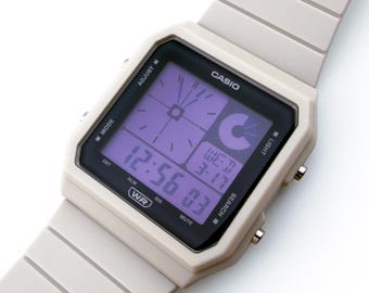 Custom Casio LF-20W Watch – Purple Glow, Purple Display