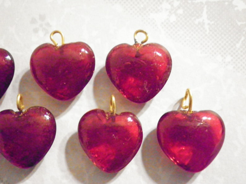 8 Vintage 18mm Glass Red Heart Charms image 2