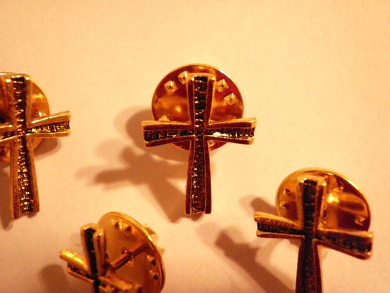 4 Vintage Goldplated Cross Pins - image 2