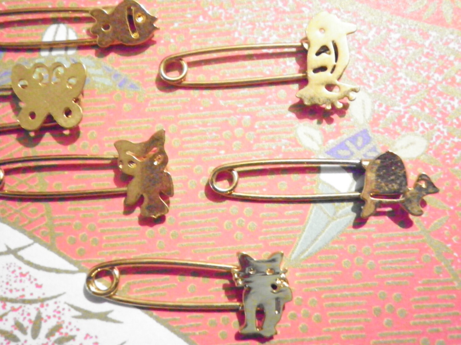 12 Assorted Goldplated Animal Safety Pins - Etsy