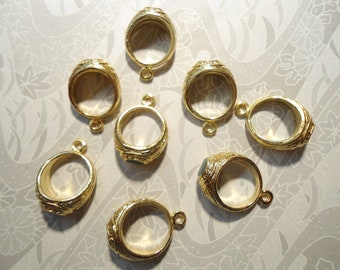 8 Goldplated Class Ring Charms