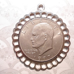 1 Silverplated Eisenhower Morgan Dollar Liberty Dollar Coin Holder Pendant