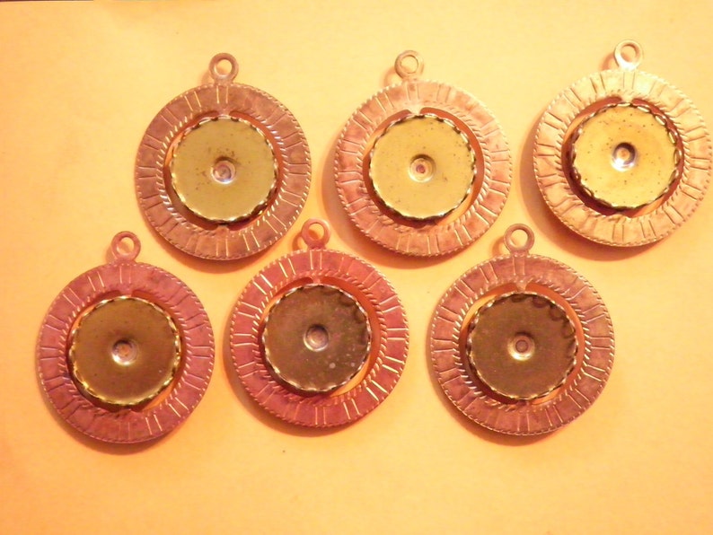 6 Vintage Coppercoated U.S. Dime Holder Spinner Pendant with 18mm Spinning Setting image 1