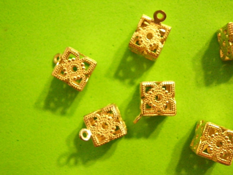 10 Vintage Brass 8mm Square Filligree Cages image 2