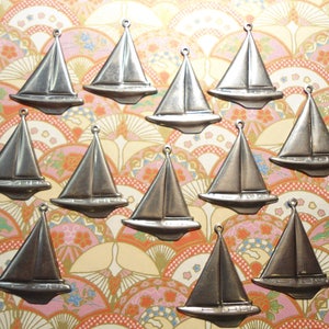 12 Metal Alloy 30mm Sailboat Charms Pendants