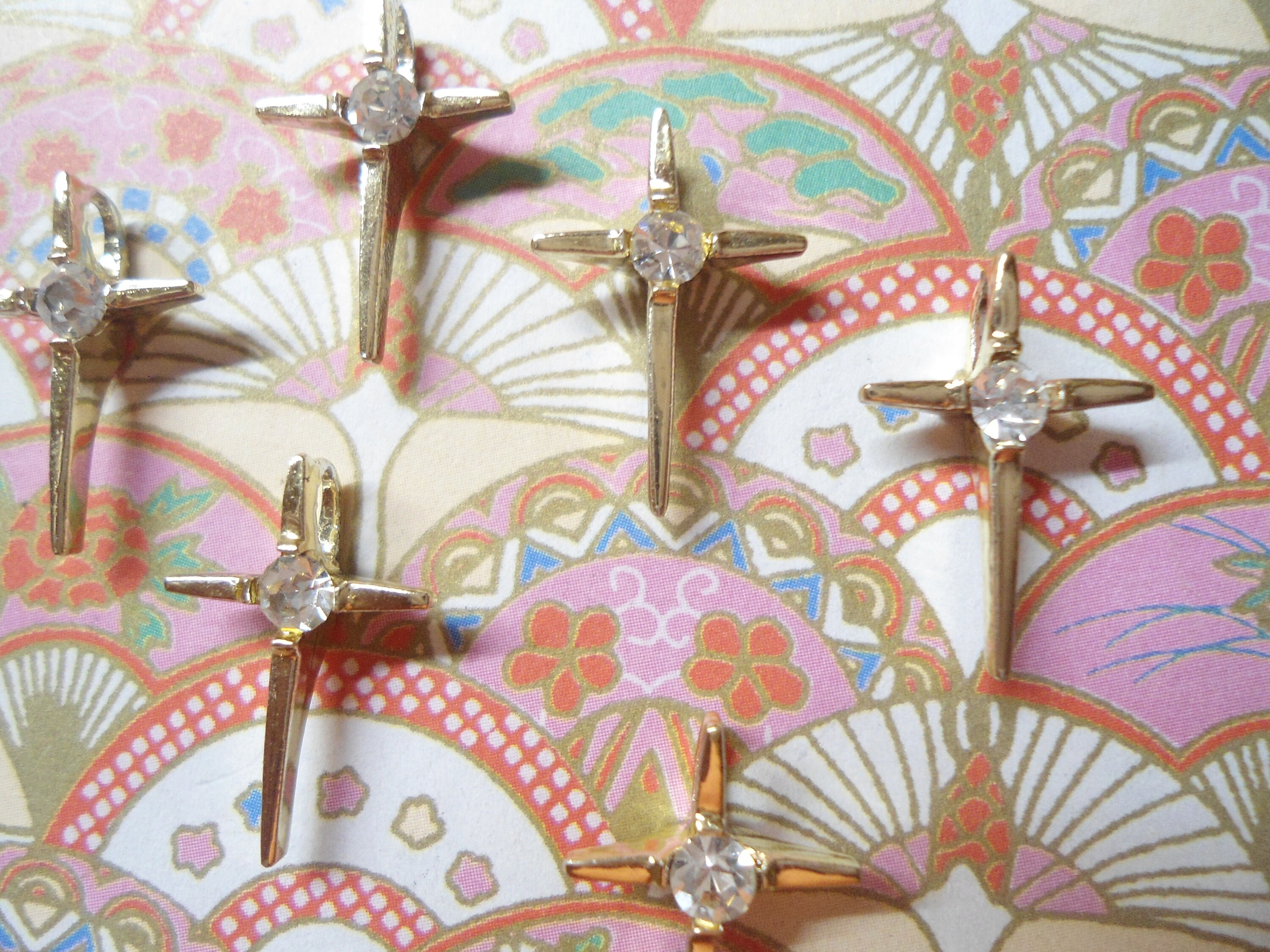 ラインストーン付き金メッキ十字架ペンダント6個 - Etsy 日本