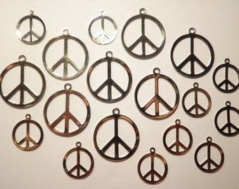18 Assorted Silverplated Peace Signs Charms Pendants