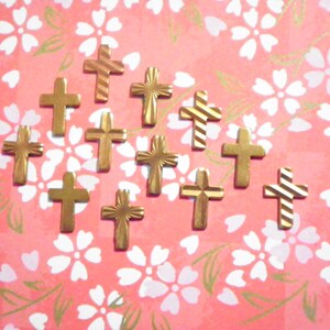 24 Vintage Brass 10mm Assorted Crosses