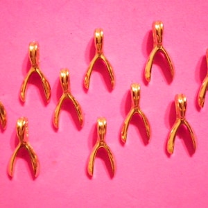8 Vintage Goldplated 18mm Wishbone Pendants