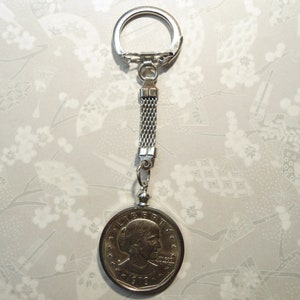 1 Silverplated Susan B. Anthony Dollar Coin Keychain Keyring with Coin
