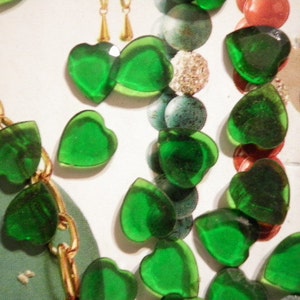 72 Lucite Emerald Green Hearts image 2