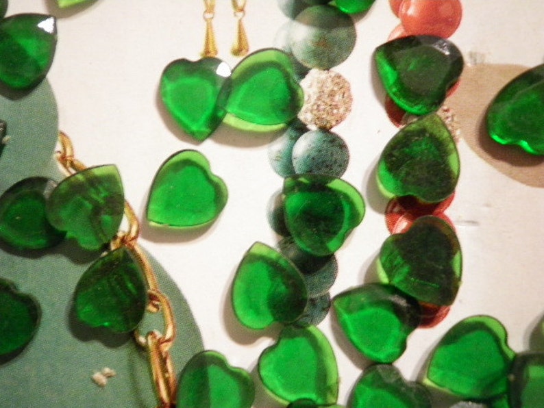 72 Lucite Emerald Green Hearts image 2