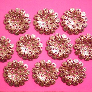10 Vintage 28mm Nickel Silverplated Filligree Bead Caps