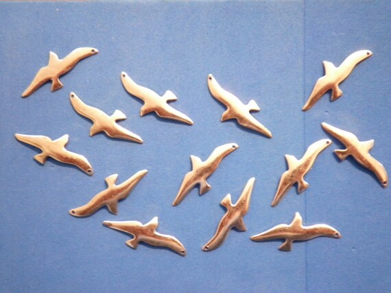 12 Vintage Silverplated 28mm Dove Charms