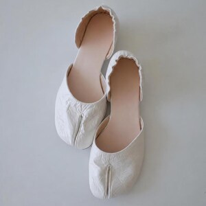 Women’s Handmade White Leather Split Toe Mule Flats