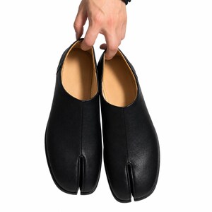 Men’s Handmade Black Leather Split Toe Slip On Mules Shoes