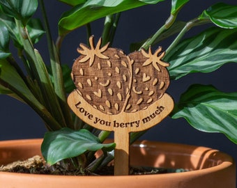 Love You Berry Much Strawberries Wood Plant Pick [Housewarming Gift, Encouraging, Uplifting, Houseplant Gifts for Her, Plant Lovers]