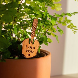 I Dig You Hand Trowel Wood Plant Pick [Valentine's Day Gift, Gift for Boyfriend, Houseplant Gifts for Her, Plant Lovers, Girlfriend Gift]