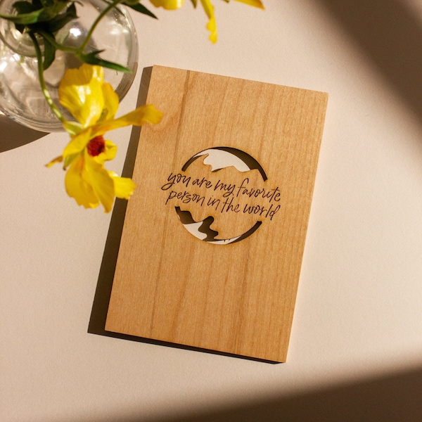 Tarjeta de madera "Mi persona favorita" [Tarjeta de aniversario, tarjeta de boda, regalo de aniversario de madera para él, tarjeta de cumpleaños, tarjeta de madera, tarjeta de cumpleaños número 21]