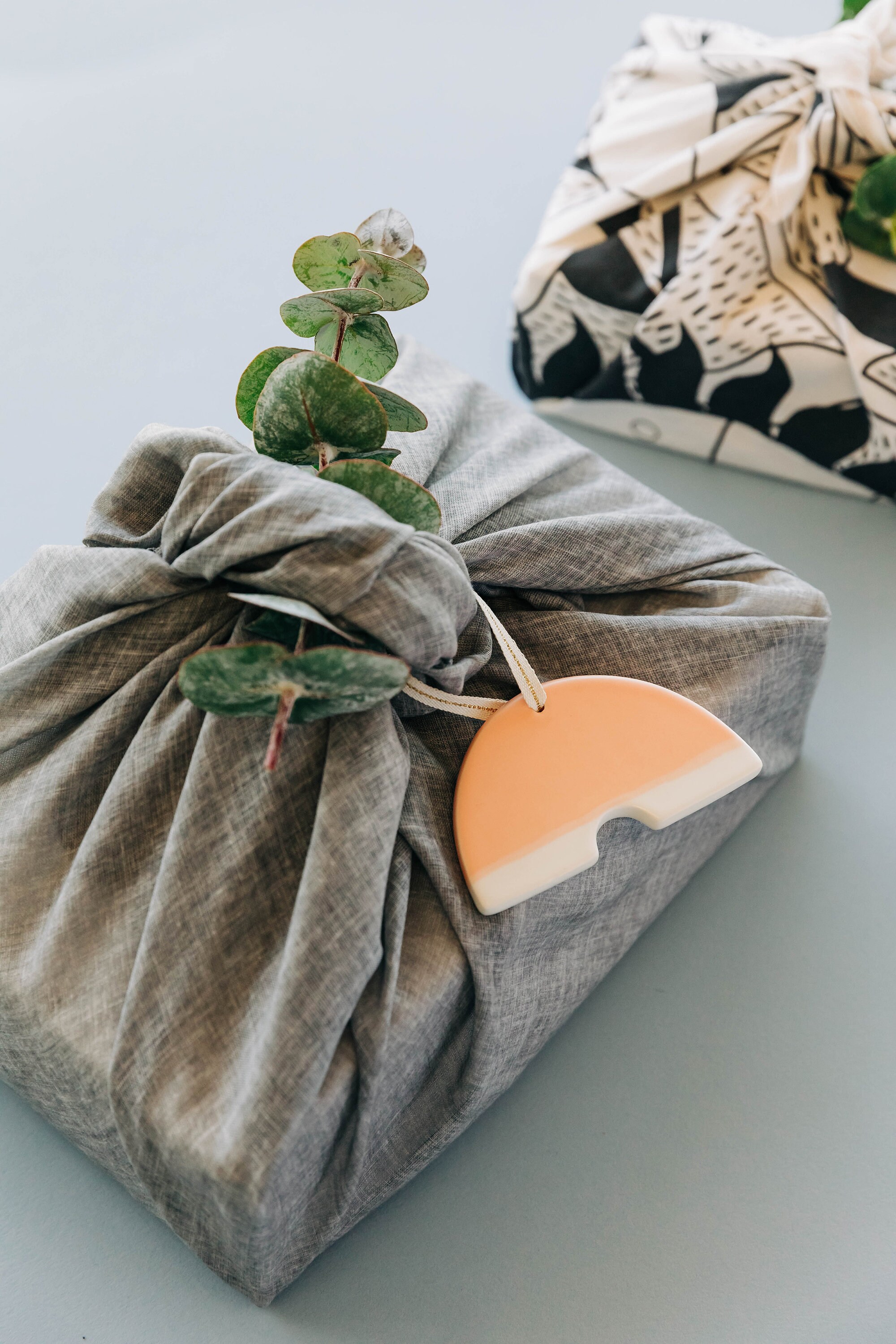 Ornement en Céramique Sunrise Arch - Glaçure Trempée à La Main Orange Pastel [Noël, Vacances, Cadeau