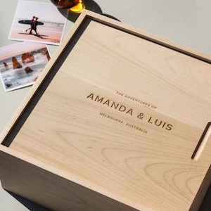 Caja de recuerdos minimalista moderna [regalo de bodas personalizado, regalo de aniversario de madera, caja de recuerdos para bebés, regalo del quinto aniversario, regalo para un nuevo bebé]