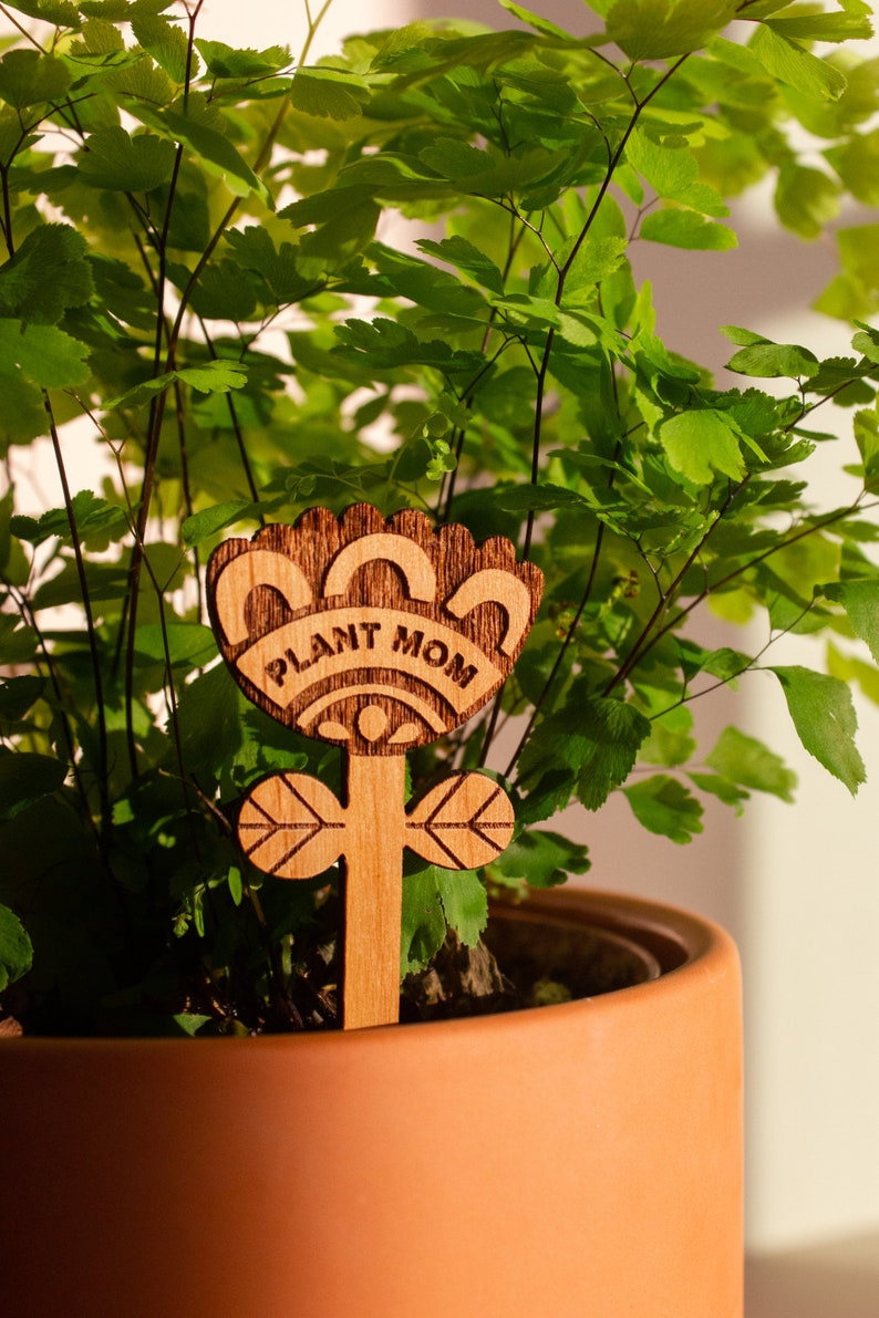 Plant Mom Flower Wood Plant Pick Encouraging, Uplifting, Houseplant Gifts for Her, Plant Lovers, Birthday, Housewarming Gift image 4