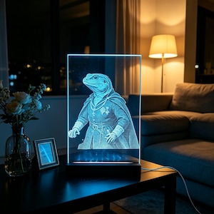 Custom Lizard Nobleman Glass Art LED Lighted Painting Desktop Decor for Reptile Lovers Unique Father's Day Birthday Christmas Gift Idea