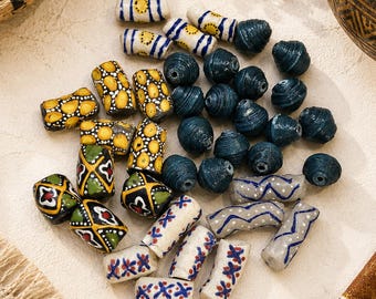 Conjunto com 45 Contas de Vidro Africanas Exclusivas, Materiais para Confecção de Bijuterias Étnicas