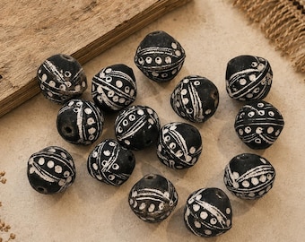 14 Clay Beads from Mali, African Clay beads 25x24 mm (BK203)