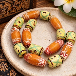 Cuentas de vidrio indonesias naranjas y amarillas, cuentas de vidrio de Java, suministros para joyería étnica (X175)