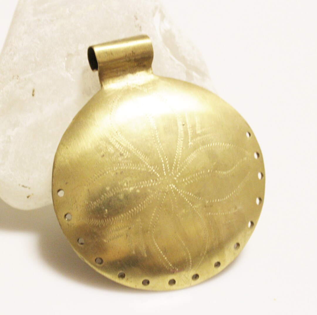 tuareg 真鍮 トゥアレグ真鍮ペンダント、大型アフリカペンダント、エスニック