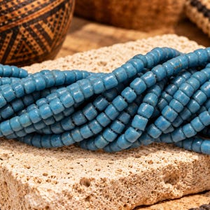 Blaue Saatperlen aus Indonesien, moderne indopazifische Perlen (f50)