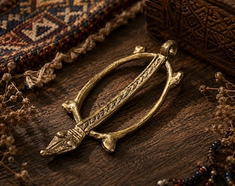 African Brass Turtle Pendant, Lost Wax Pendant, Ethnic Jewelry Supplies (BK258)