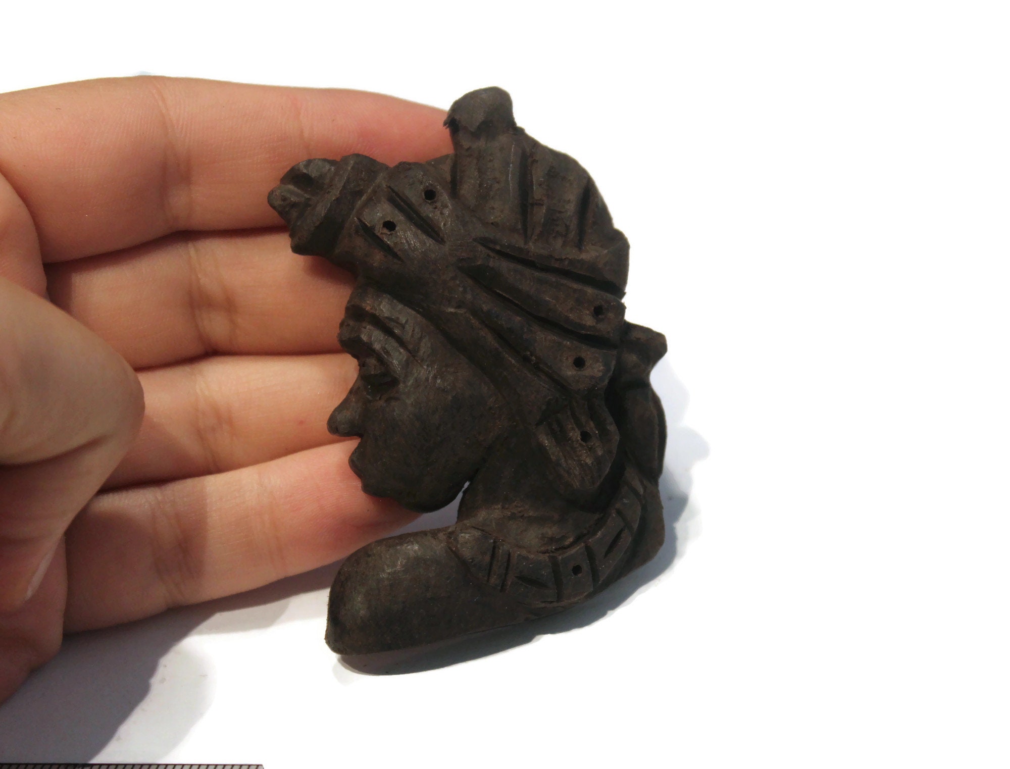 黒檀で作られたユニークなアフリカの女性像 63 x 48 mm (AZ325) - Etsy